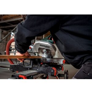 sierra ingletadora metabo KGS254M