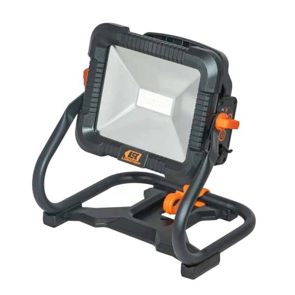 Reflector LED Lusqtoff RL30-9B 18V 30W Black Series con gancho y rotación 360 grados